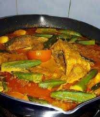 Misalnya seperti sajian gulai atau kari. Resepi Kari Sardin Tanpa Santan Simple