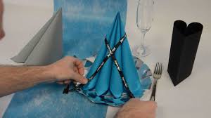 Pliage de serviette en papier facile youtube best of pliage. Decodefete Com Pliage De Serviette En Pyramide Youtube