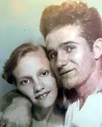 Chris Criswell's Instagram, Twitter & Facebook