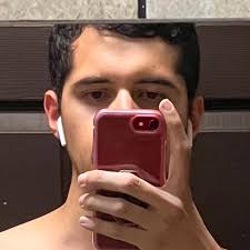 Hi there, I'm the creator of Harvey Beaks and I'm taking over the Nick  page! Submit any questions you have for me in the comments below and I can  answer them for