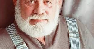 Darryl Lawrence's Instagram, Twitter & Facebook