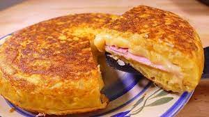 Pin By Marlee Scott On Huevos Spanish Potatoes Spanish Potato Omelet Easy Spanish Recipes