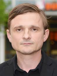 Florian Lukas Pictures