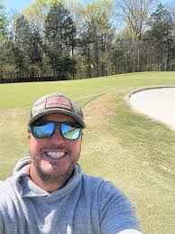 Had to get a round in before the final round of the Masters and the first  round of #DisneyAulani tonight. #AmericanIdol American Idol