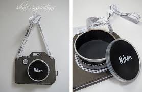 Ideas And Inspirations Diy Kamera Zum Verschenken Upcycling Camera As Give Away Geschenke Fur Fotografen Gutschein Basteln Kamera Geburtstagskarten Diy