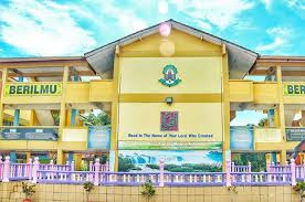 Stadium darul aman, alor setar, kedah finalists smjk keat hwa, alor setar, kedah smk victoria, kuala lumpur. Jpn Kedah