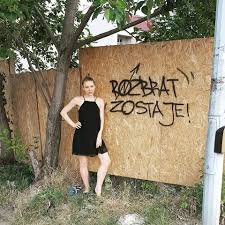 W końcu ogłosiła kod rabatowy 10% w swoim sklepie na hasło. Facebook