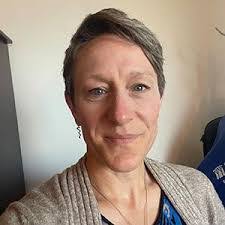 Dalia Bryant's Instagram, Twitter & Facebook