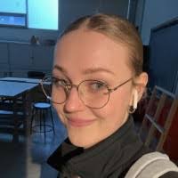 800+ perfiles de «Maja»