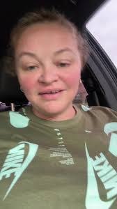 Amanda Slaton's Instagram, Twitter & Facebook