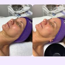 Licensed Hairstylist Services at Monolo Hair Studio in Michigan