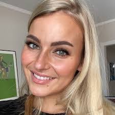 Sonja Douglas's Instagram, Twitter & Facebook