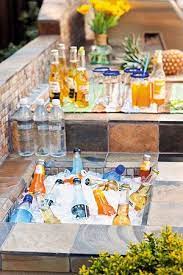 No outdoor kitchen is complete without appliances and cooking equipment. Built In Cooler For An Outdoor Kitchen Asadores Para Jardin Muebles De Jardin Cocina Exterior