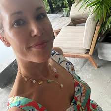 MG muses @livmangrum and @ep_hillard wearing our Martha Lux earrings