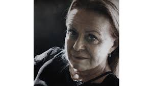 Women painting Women