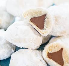 Looking for a cookie recipe for christmas or valentine's day? 25 Hershey S Kisses Recipes That Ll Get You Chocolate Wasted Huffpost Life
