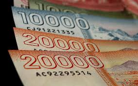Desde las 9:00 de la mañana de este lunes 3 de mayo las siete afp del sistema de pensiones comenzarán a recibir las solicitudes de sus afiliados para concretar el tercer retiro del 10% de sus ahorros previsionales. Www Tvn Cl Datosyservicios Billetesjpg 4466576