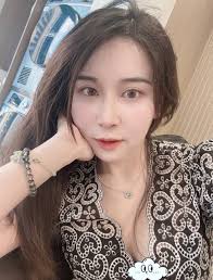 weinheim #weinheimcity #dirndl #dirndlliebe #model #modellife #modelshoot  #modelshoot #blondhair #womanstyle