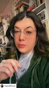 Michelle Maxwell ™'s Video