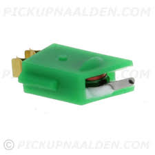 It has a neon backlit strobe for perfect speed adjustment of the standard speeds. Zenith Cobra Matic Cobramatic Needle Stylus S 15222