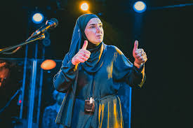 She was first married to john reynolds from 1987 to 1991. Sinead O Connor Torino 2020 Recensione E Foto Del Concerto
