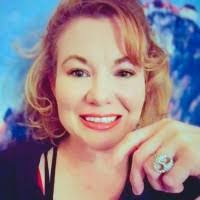 Paula Frey's Instagram, Twitter & Facebook