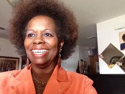 Carolyn Amison's Instagram, Twitter & Facebook