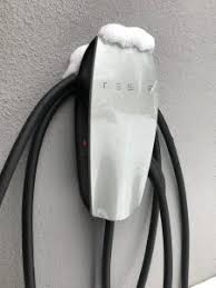 Combien Coute L Installation D Une Borne De Recharge Au Quebec Model 3 Quebec