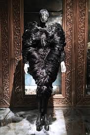 Alexander Mcqueen Savage Beauty Victoria And Albert Museum Black Feathered Dress Alexander Mcqueen Savage Beauty Savage Beauty Alexander Mcqueen