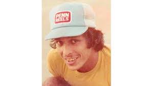 Andrew Menchaca's Instagram, Twitter & Facebook