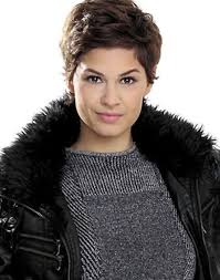 The Top 25 Lesbian Bi Characters On Tv Right Now Verbotene Liebe Haarschnitt Haar Make Up