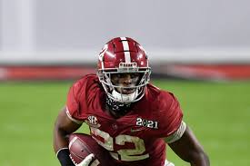 In many cases, scout, rivals, 247sports, and espn may conflict in their listings of height and weight. Nfl Mock Draft 2021 Dolphins Select Najee Harris At No 18 Sbnation Com