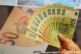 Die durchschnittliche quote an erheblichen wer aber gut auswählt, findet hier einen robusten zweitwagen oder ein einstiegsauto für den nachwuchs. Neue 100 Und 200 Scheine Zweite Euro Generation Komplett Onetz