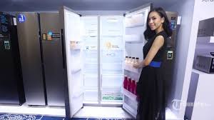 Jadi, anda bisa menyimpan semua makanan dan minuman dalam satu tempat dengan aman. Ini Alasan Mengapa Meletakan Kulkas Dilarang Menempel Pada Dinding Tribunnews Com Mobile