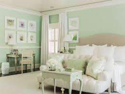 10 Beautiful Master Bedrooms With Green Walls Mint Green Bedroom Green Bedroom Walls Mint Bedroom
