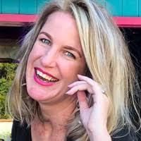 Stacy Billings's Instagram, Twitter & Facebook