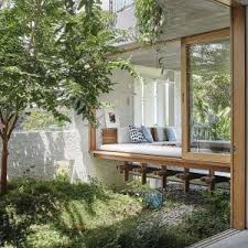 12 Modern Houses With Interior Courtyards Architecturian Courtyard Design Tropical House Design Architecture