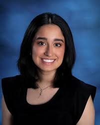 Detroit Catholic's Salute to Excellence 2025: Honoring this year's top  graduates- Detroit Catholic