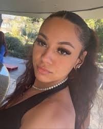 On my worst behavior 🫶🏽🧘🏽‍♀️