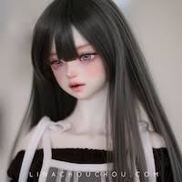 Lina Chouchou Judith Head