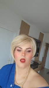 Julia Von Muhlen Previas