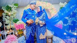 1020 x 1453 jpeg 194 кб. 7 Idea Baju Melayu Untuk Majlis Bersanding Songket Republik
