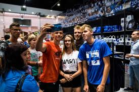 (jan 23, 1999) 5'11 163lbs. Lubomir Satka I Tymoteusz Puchacz W Stacji Kolejorz W Starym Browarze