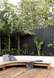 The Pause A Luxurious Holiday Home In Gerringong Nsw In 2020 Garden Deco Mediterranean Style Homes Holiday Home