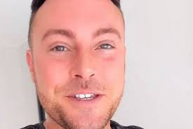 Alan Minter dead: Tributes pour in as former undisputed world champion dies  aged 69