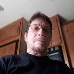 Robert Shelnutt's Instagram, Twitter & Facebook