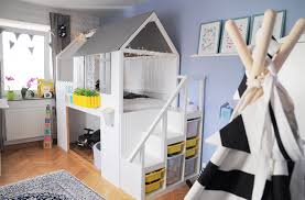 Hausbett Diy Anleitung Zum Bau Eines Ikea Kura Hacks Mit Treppe Milfcafe Kinderbett Ikea Kinderbett Haus Hausbett