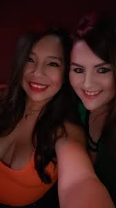 From Mesa, Arizona, 44 years old and single. I may not be perfect, but I'm  genuine. Will you say hello?