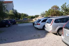 5 bedroom villa in krk to rent from £1394 pw, with a private pool. Krk Appartements Magdalena Unterkunft Insel Krk Kroatien Aurea