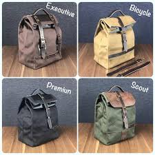 Maybe you would like to learn more about one of these? Waxed Canvas Bag With Handle Elegant Lunch Box For Men Waxed Canvas Bag Mens Lunch Bag Leather Handle